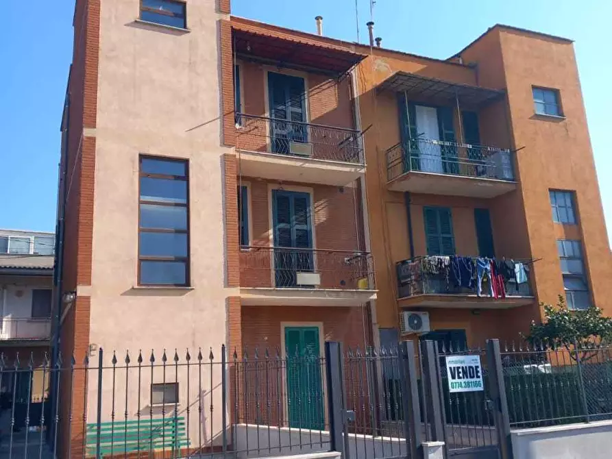 Immagine 1 di Appartamento in vendita  in Via Abruzzo a Tivoli