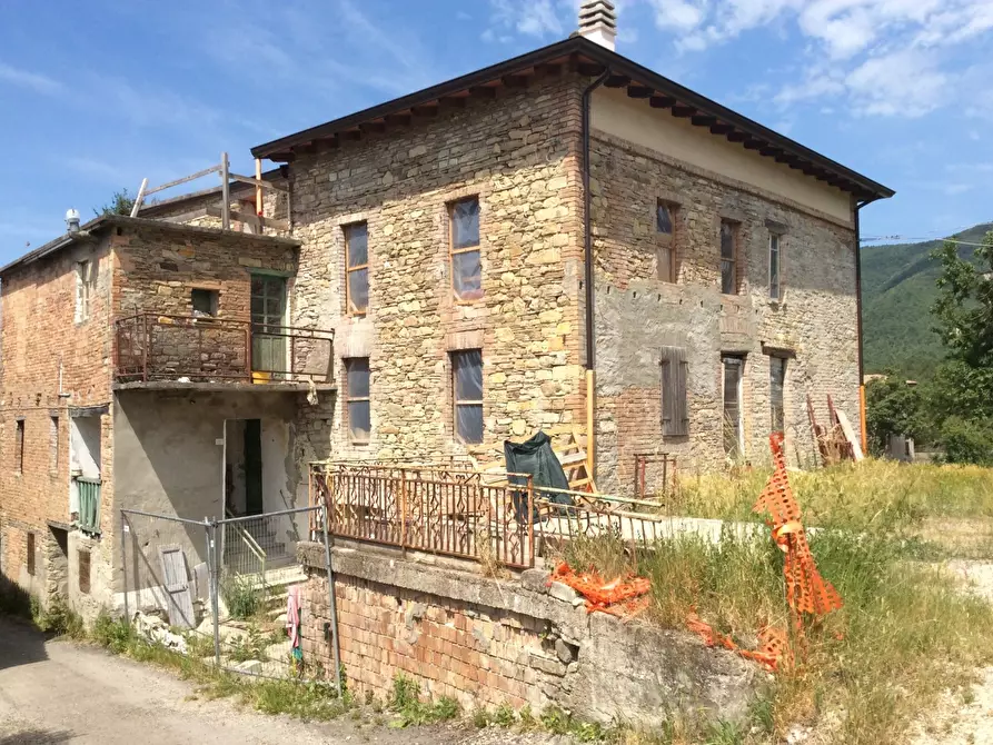 Immagine 1 di Casa indipendente in vendita  a Lugagnano Val D'arda