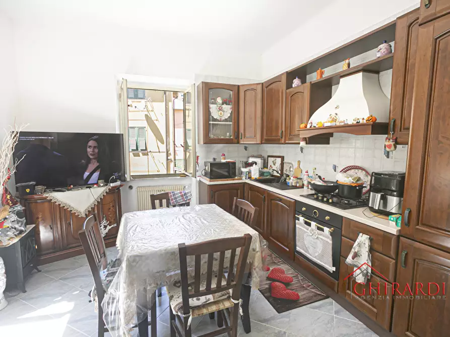 Immagine 1 di Appartamento in vendita  in VIA BORZOLI a Genova