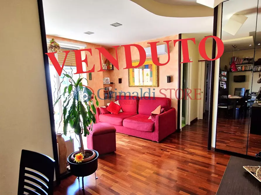 Immagine 1 di Appartamento in vendita  in Vico Cacciottoli a Napoli