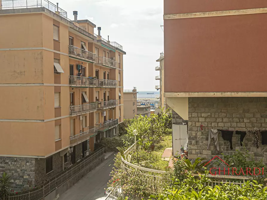 Immagine 1 di Appartamento in vendita  in SALITA CATALDI a Genova