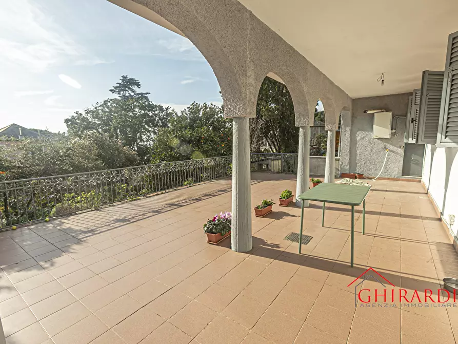 Immagine 1 di Appartamento in affitto  in VIALE VILLA CHIESA a Genova