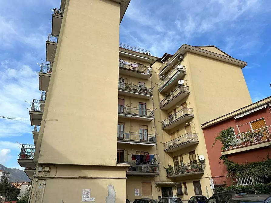 Immagine 1 di Appartamento in vendita  in Via Caliri a Cava De' Tirreni