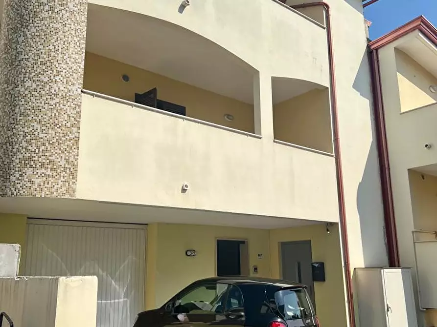 Immagine 1 di Villa in vendita  in Strada Fonte Borea a Pescara