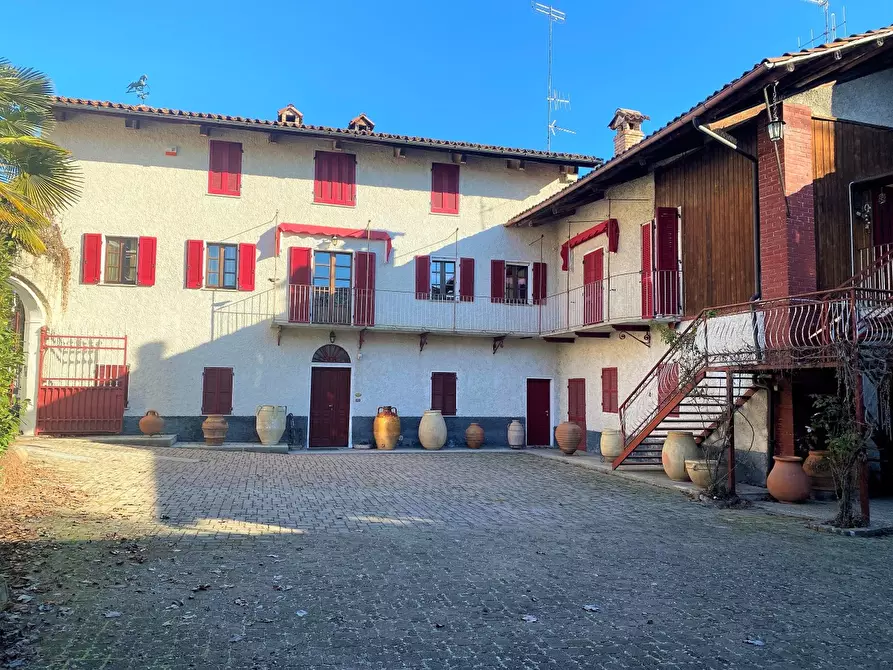 Immagine 1 di Villa in vendita  in Via Madonna della Neve a Barolo