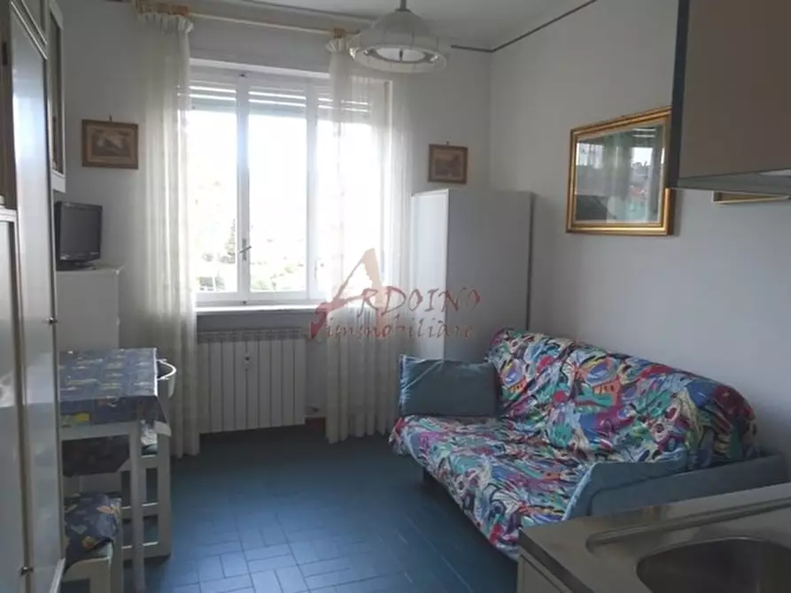 Immagine 1 di Appartamento in vendita  in Via Aurelia a San Bartolomeo Al Mare