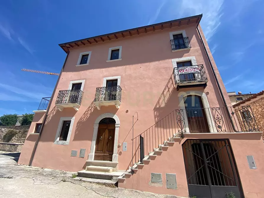 Immagine 1 di Casa indipendente in vendita  in Via codacchio a Poggio Picenze