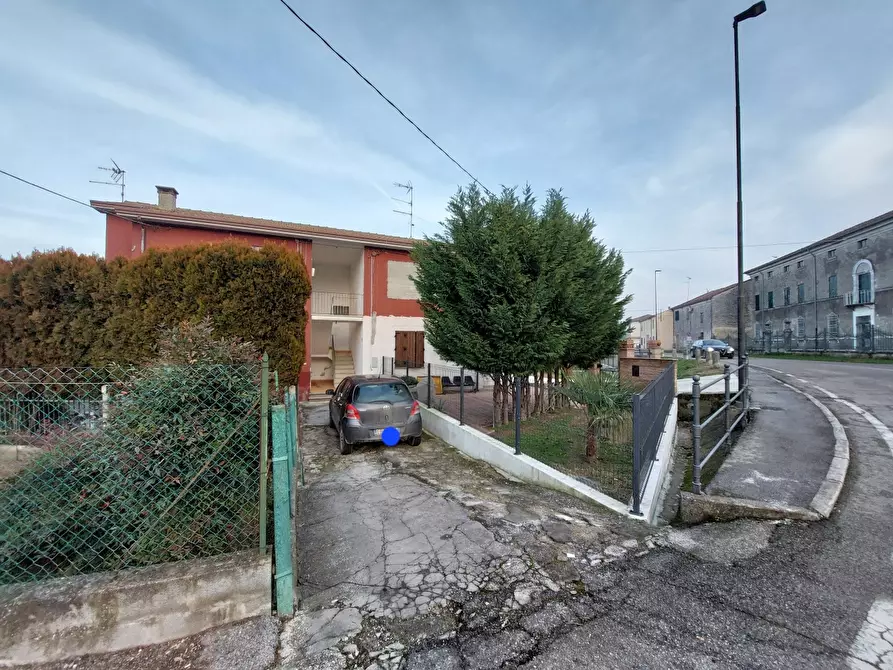 Immagine 1 di Appartamento in vendita  in Via Trieste a Calto