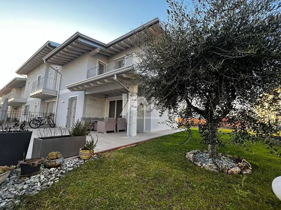Immagine 1 di Villa in vendita  in Via Liguria a Cimbergo