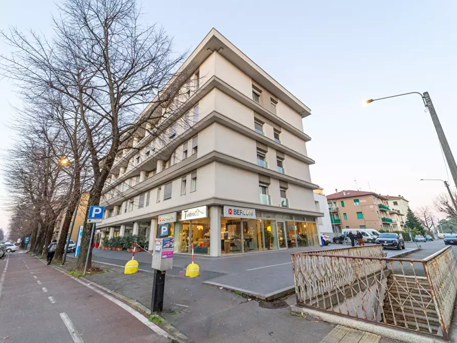 Immagine 1 di Appartamento in vendita  in Via Guido Vighi a Parma