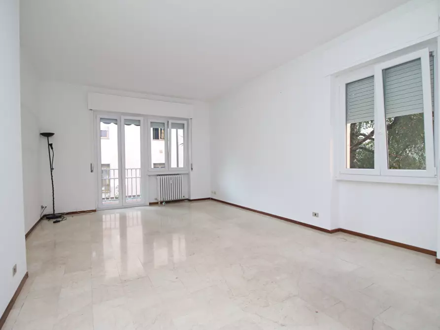 Immagine 1 di Appartamento in vendita  in Via Risorgimento a Cantu'