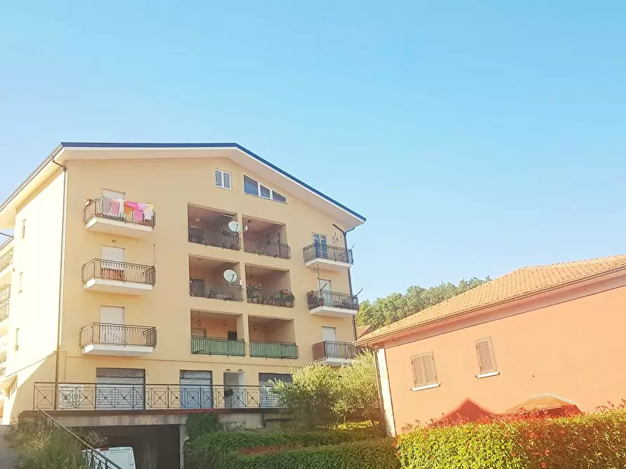 Immagine 1 di Appartamento in vendita  in Via San Sebastiano a Capriglia Irpina