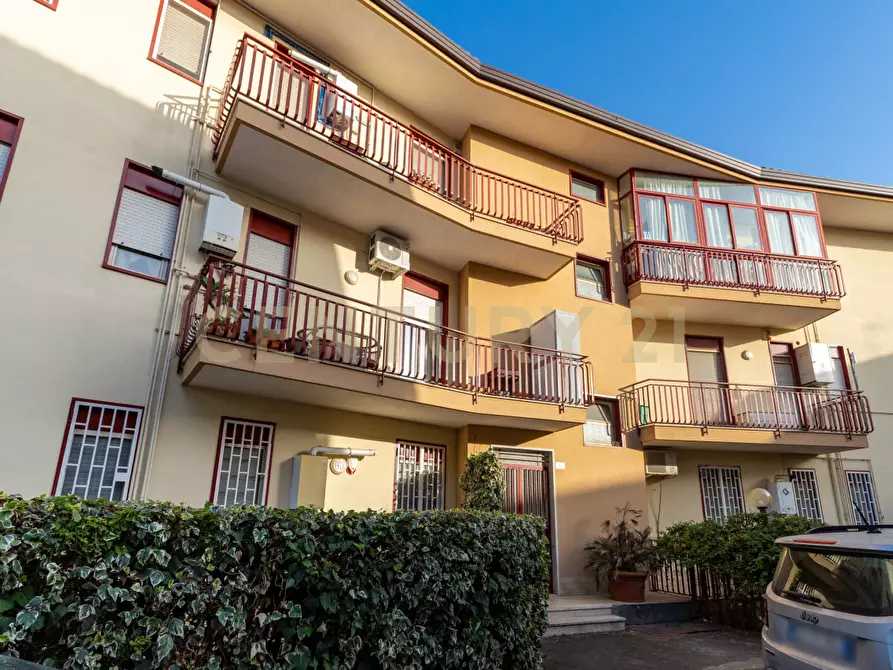 Immagine 1 di Appartamento in vendita  in Via S.S. Crocifisso a San Giovanni La Punta