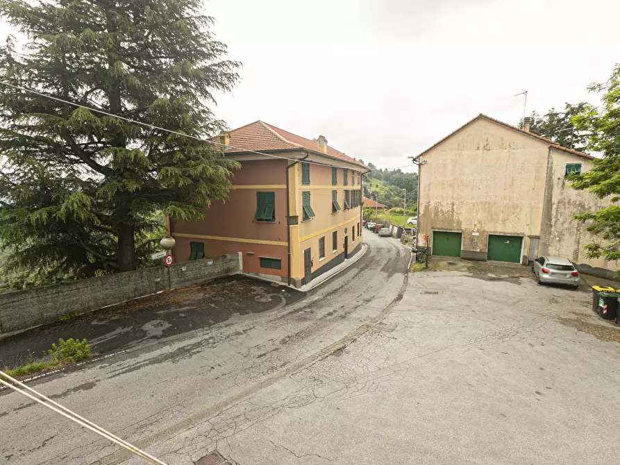 Immagine 1 di Appartamento in vendita  in Via Dei Marmi a Campomorone