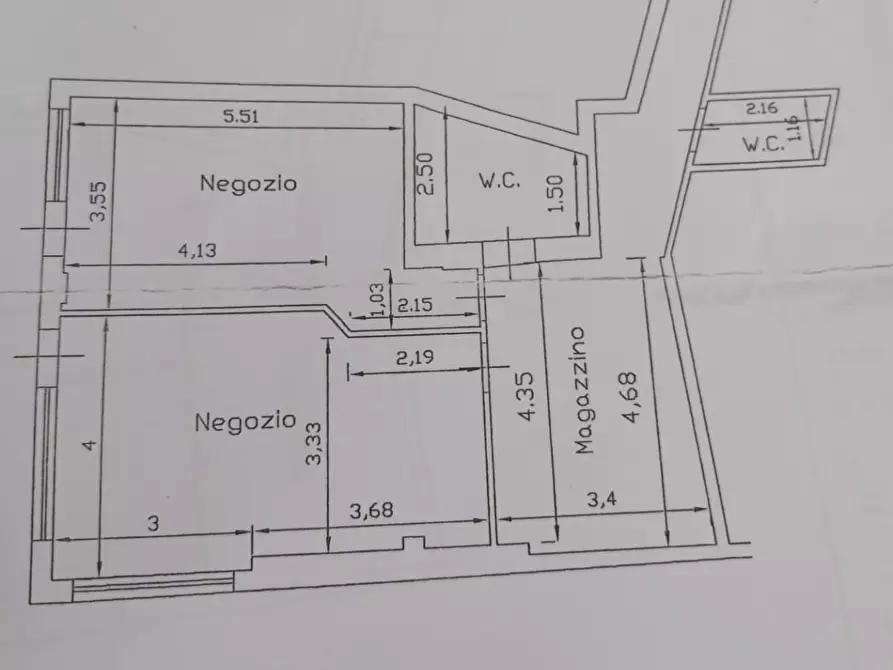 Immagine 1 di Negozio in vendita  a Sarzana