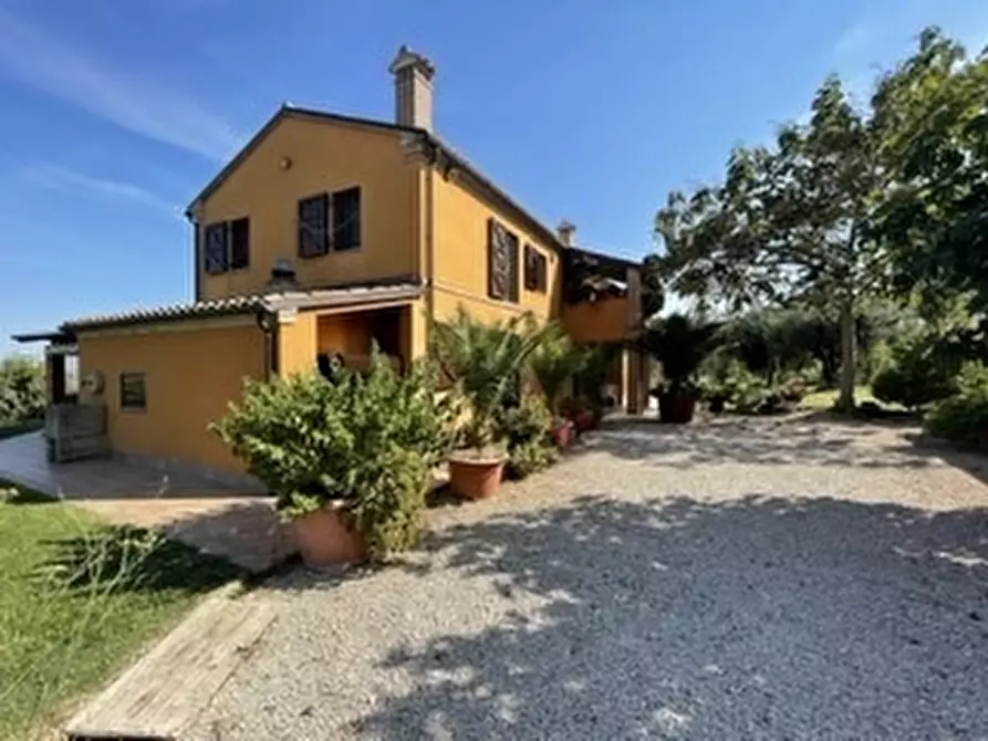 Immagine 1 di Rustico / casale in vendita  in via monte cerro a Agugliano