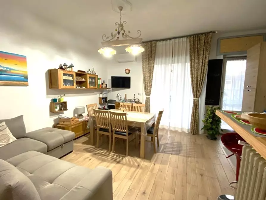 Immagine 1 di Appartamento in vendita  a Vercelli