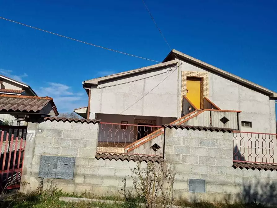 Immagine 1 di Casa indipendente in vendita  in Contrada Saletto a Loreto Aprutino