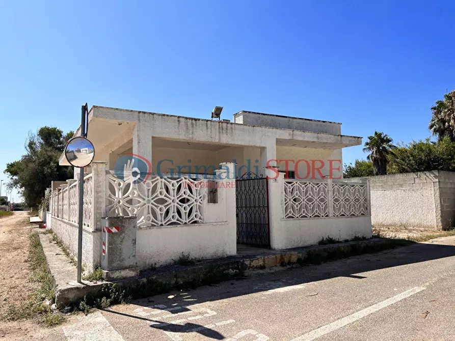 Immagine 1 di Casa indipendente in vendita  in via trombetta a Lecce