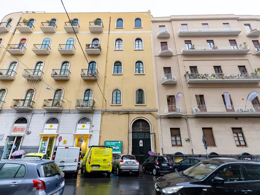 Immagine 1 di Appartamento in vendita  in Via Gabriele D'Annunzio a Catania