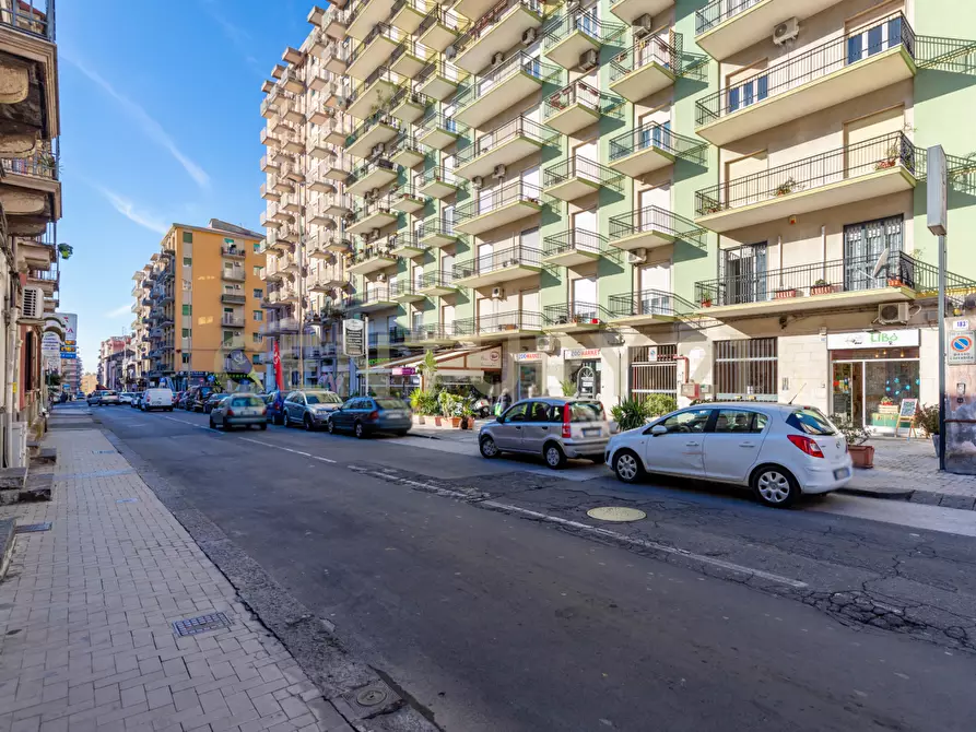 Immagine 1 di Appartamento in vendita  in Via Matteo Renato Imbriani a Catania