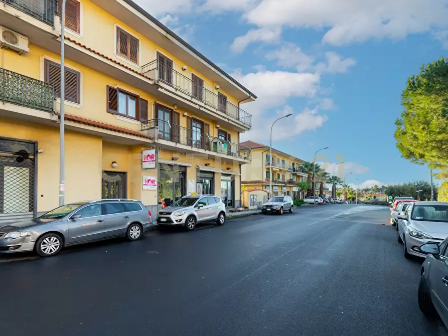 Immagine 1 di Appartamento in vendita  in Via degli Ulivi a Gravina Di Catania