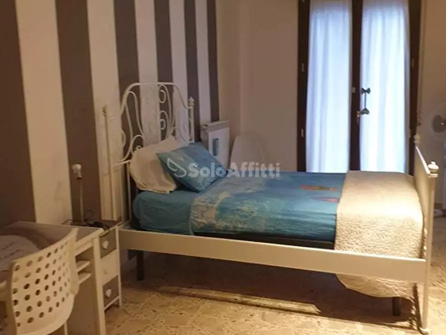 Immagine 1 di Appartamento in affitto  in Viale A. Gramsci a Modena