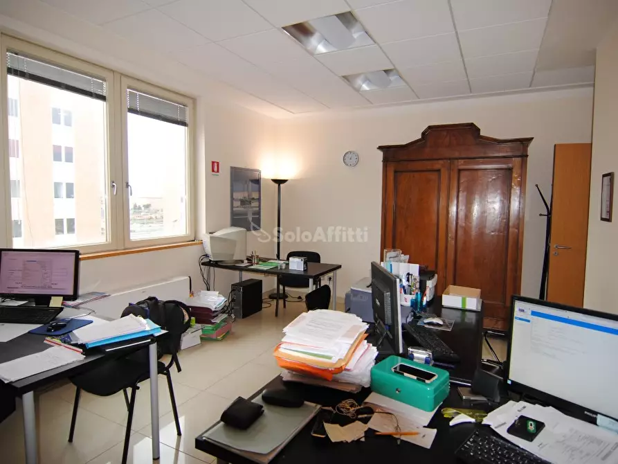 Immagine 1 di Ufficio in affitto  in VIA LAMPREDI a Livorno