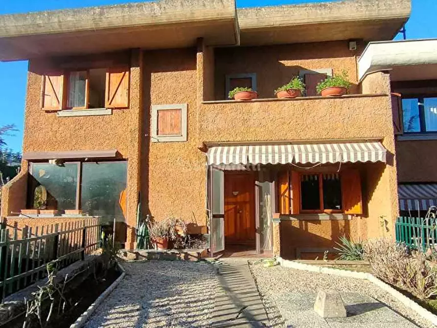 Immagine 1 di Villa in affitto  in Via Sentiero del Bosco a Grottaferrata