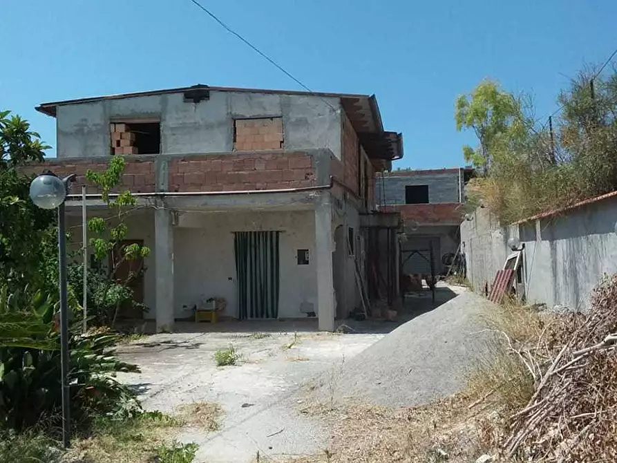 Immagine 1 di Casa indipendente in vendita  in Viale delle Palme a Africo