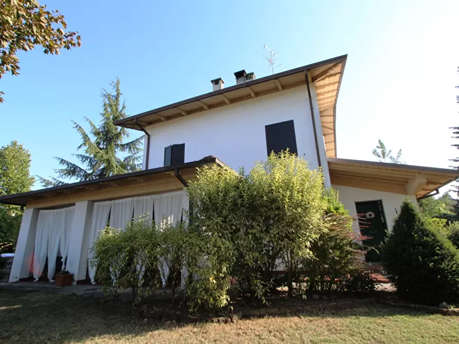 Immagine 1 di Appartamento in vendita  in Via Aldo Moro a Valsamoggia