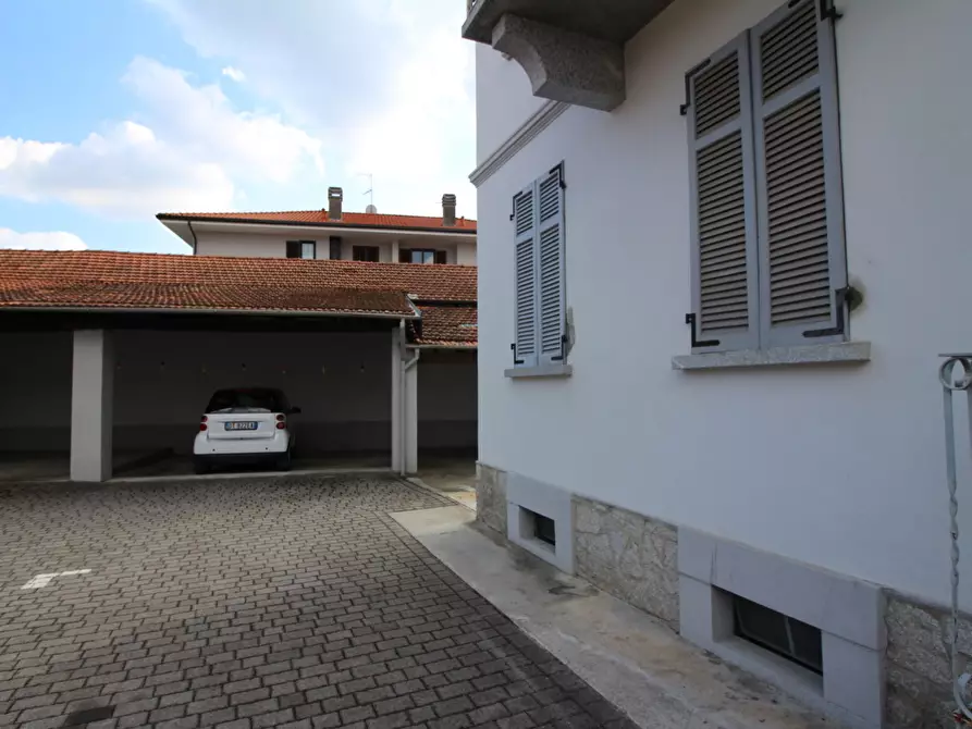 Immagine 1 di Appartamento in vendita  in Via Strada Vecchia per Maggiate a Borgomanero