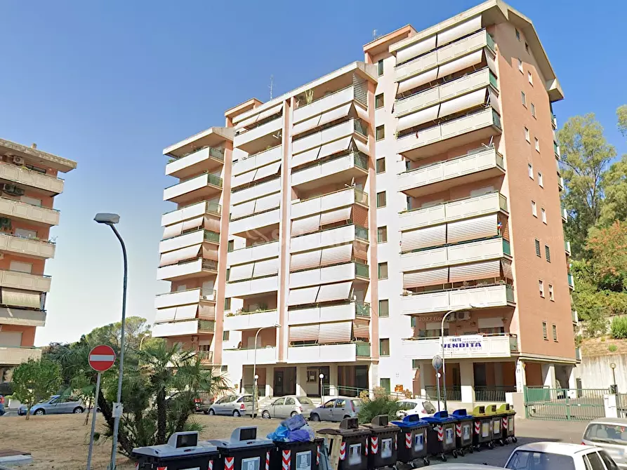 Immagine 1 di Appartamento in affitto  in Via Silvio Sbricoli a Roma
