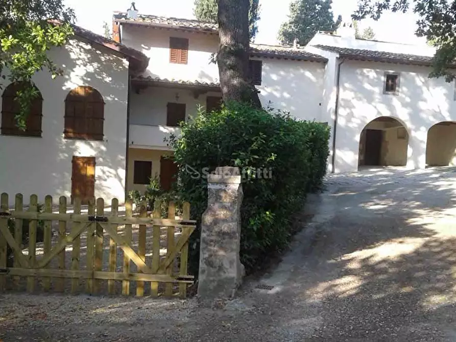 Immagine 1 di Villa in affitto  in Via Roma a Bagno A Ripoli