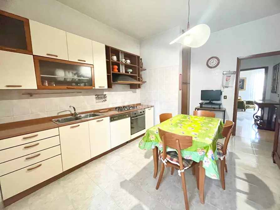 Immagine 1 di Appartamento in affitto  in Via Grimoaldo degli Alfaraniti a Bari