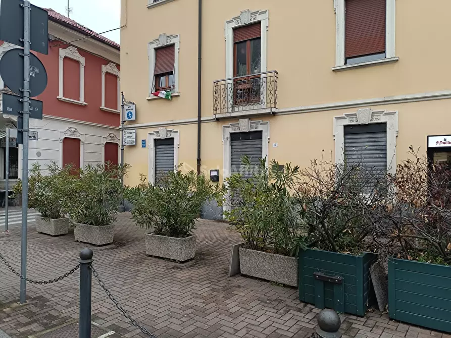 Immagine 1 di Ufficio in affitto  in Via Giuseppe Verdi a Cologno Monzese
