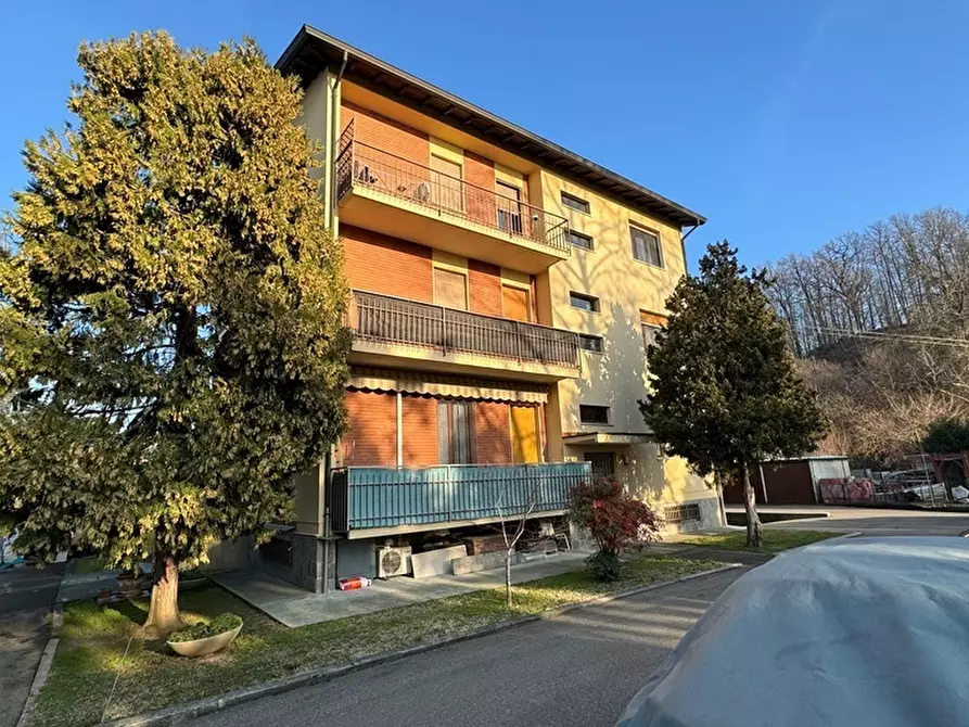 Immagine 1 di Appartamento in vendita  in via spezia a Collecchio