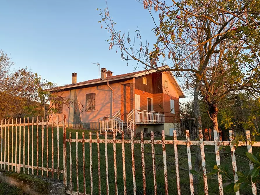 Immagine 1 di Villa in vendita  in cassio a Solignano