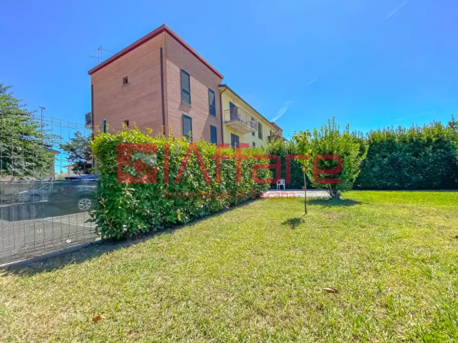 Immagine 1 di Appartamento in vendita  in Via dello Zizzolo a Montecatini Terme