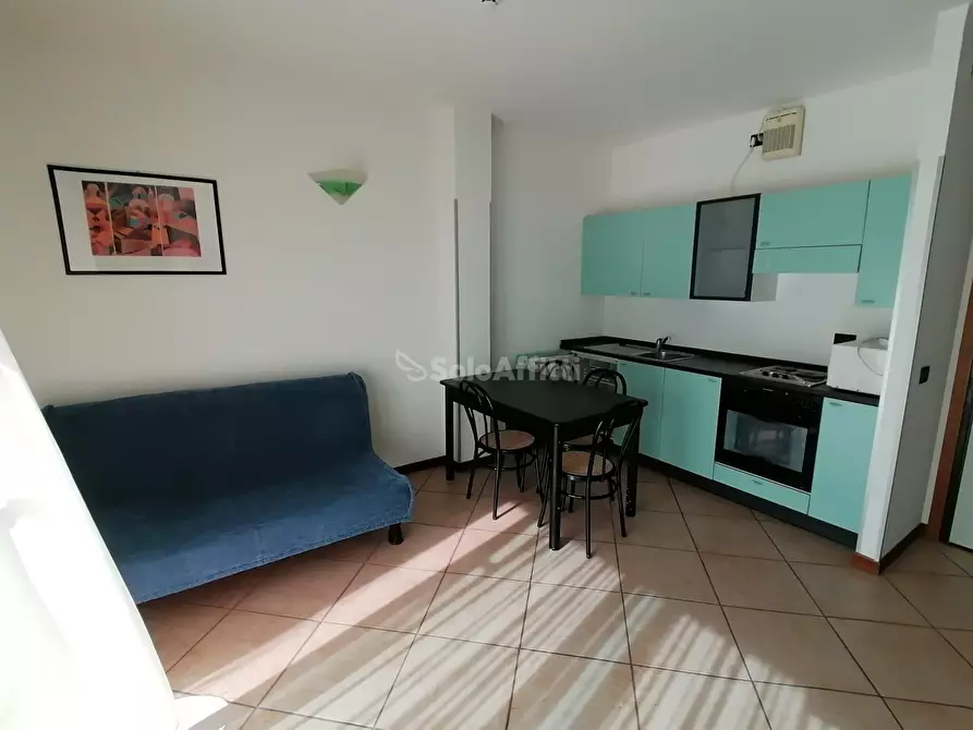 Immagine 1 di Appartamento in affitto  in Viale Giosuè Carducci a Cesenatico