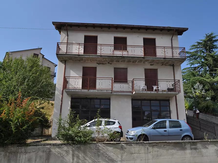Immagine 1 di Casa indipendente in vendita  in Via Roma a Bore