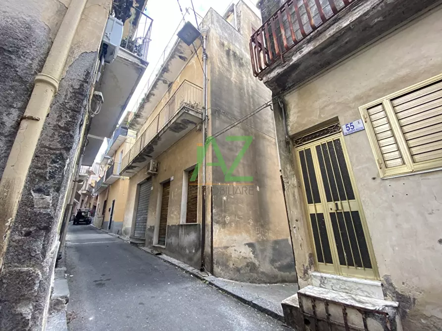 Immagine 1 di Casa indipendente in vendita  in Via Giuseppe Mazzini a Camporotondo Etneo