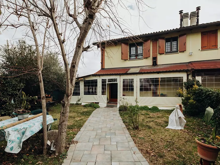 Immagine 1 di Casa indipendente in vendita  a Ozzano Dell'emilia