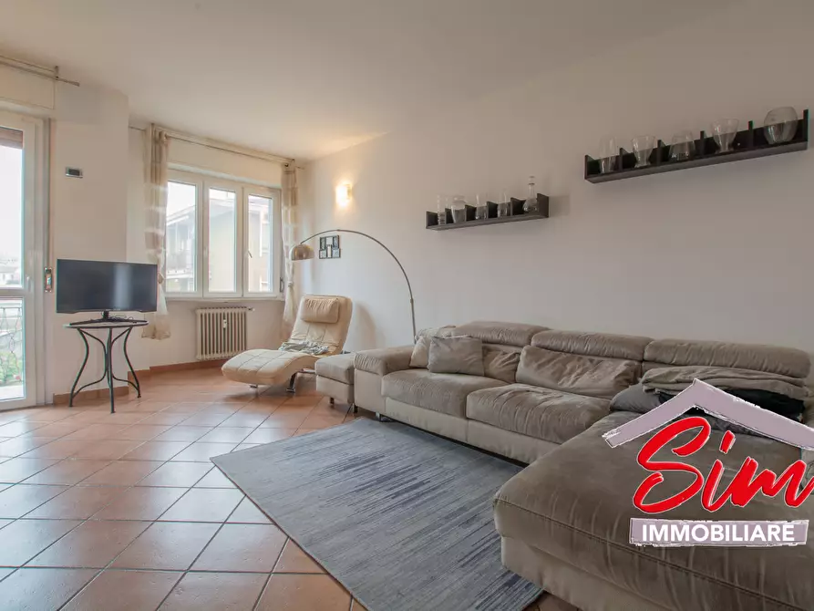 Immagine 1 di Appartamento in vendita  in Via Giuseppe Bronzini a Novara