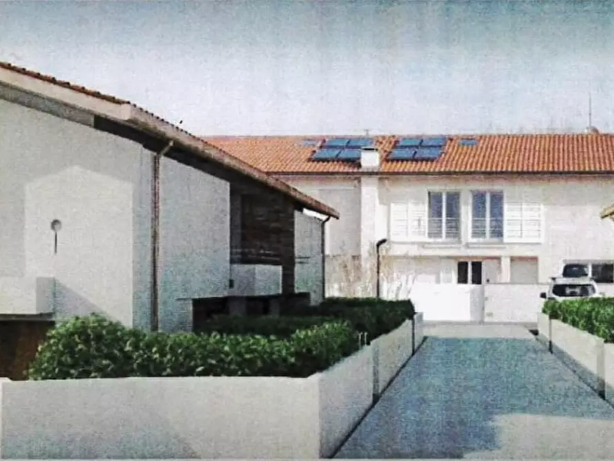 Immagine 1 di Appartamento in vendita  in Via Alcide de Gasperi a Pontedera