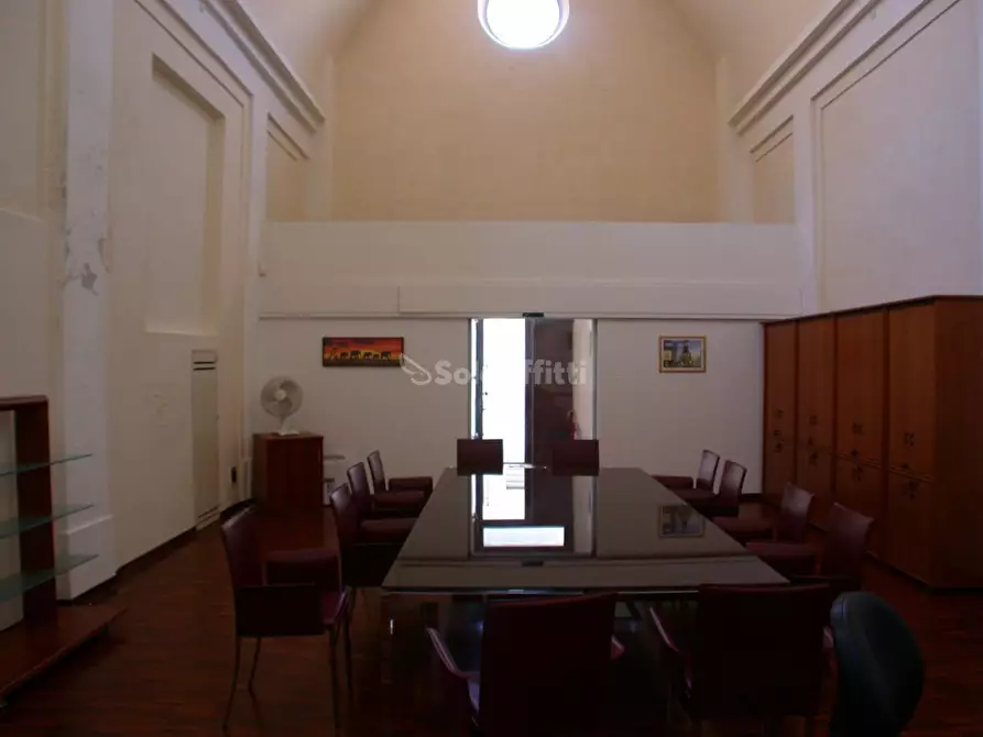 Immagine 1 di Ufficio in affitto  a Pesaro