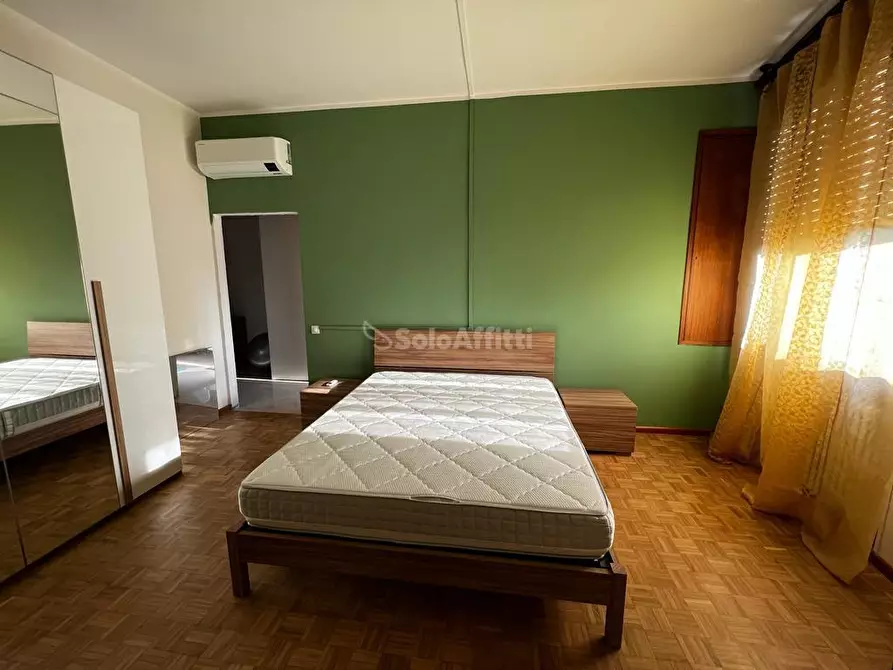Immagine 1 di Appartamento in affitto  in Viale Medaglie D'Oro a Modena