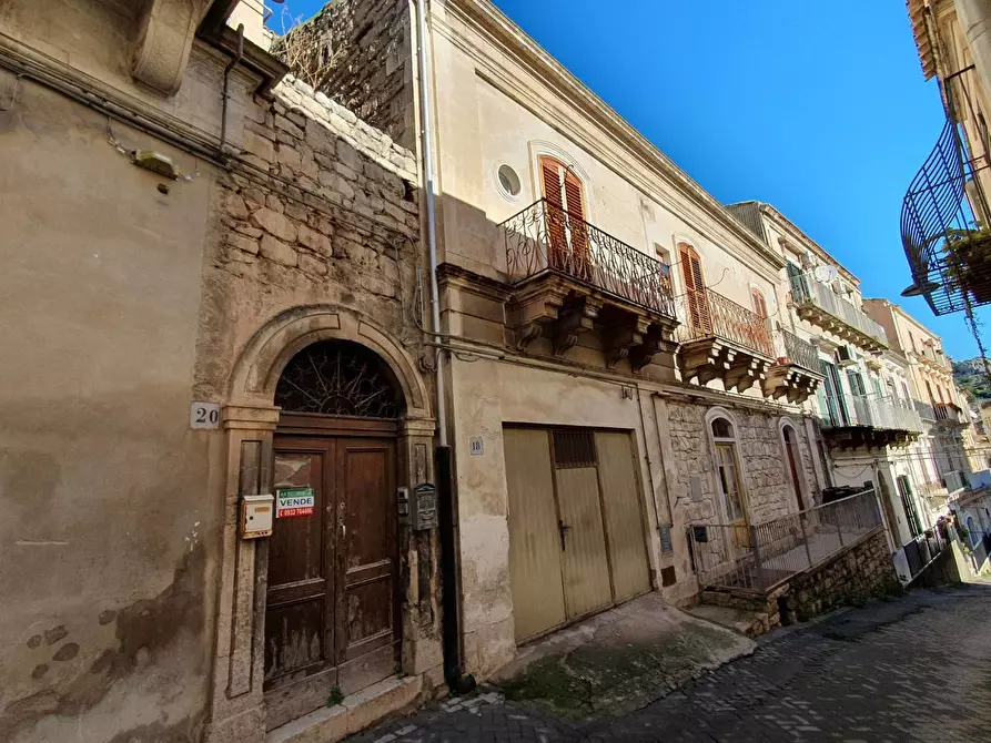 Immagine 1 di Appartamento in vendita  in Via Giovanni Muriana a Modica