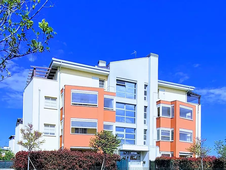 Immagine 1 di Appartamento in vendita  in Via Nilde Iotti a Ozzano Dell'emilia
