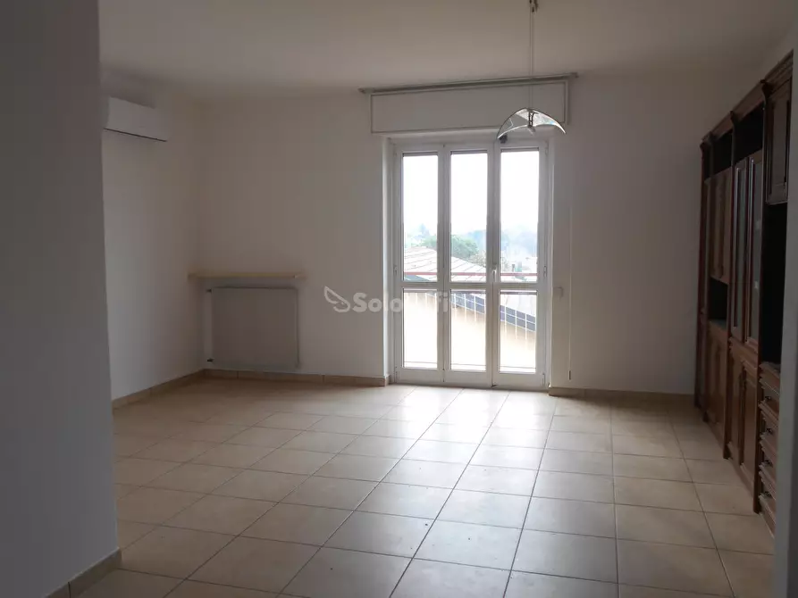 Immagine 1 di Appartamento in affitto  in Via Cavour a Barni